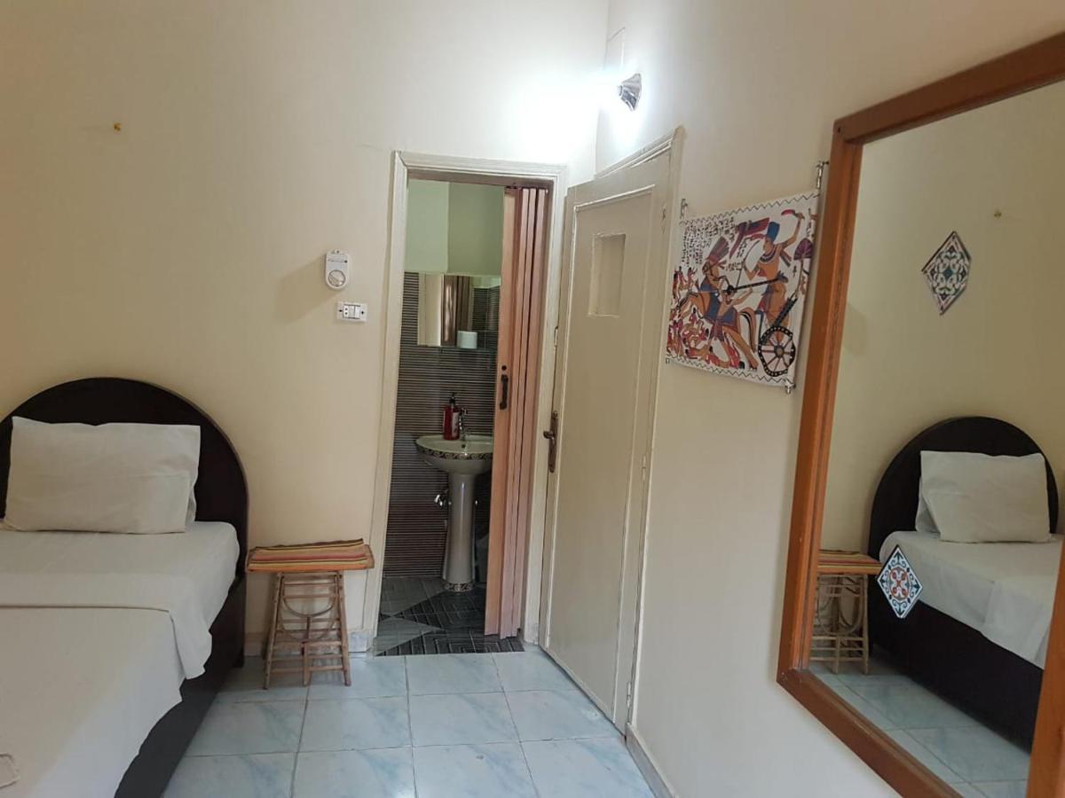 Bob Marley Peace Hotel Luxor Buitenkant foto