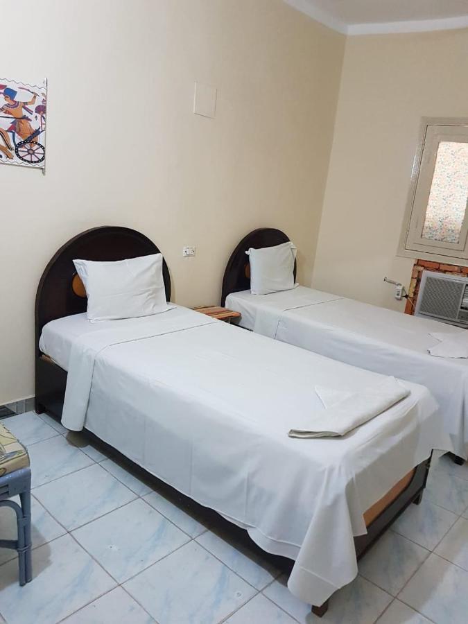 Bob Marley Peace Hotel Luxor Buitenkant foto