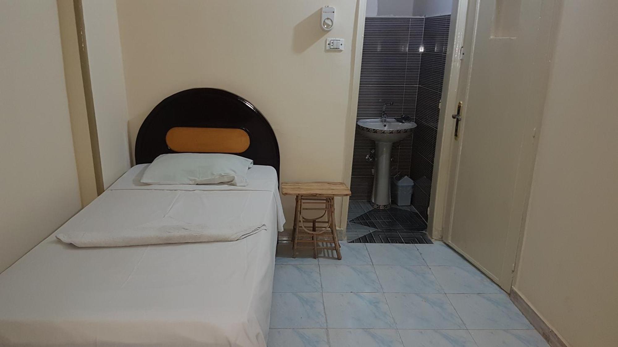 Bob Marley Peace Hotel Luxor Buitenkant foto